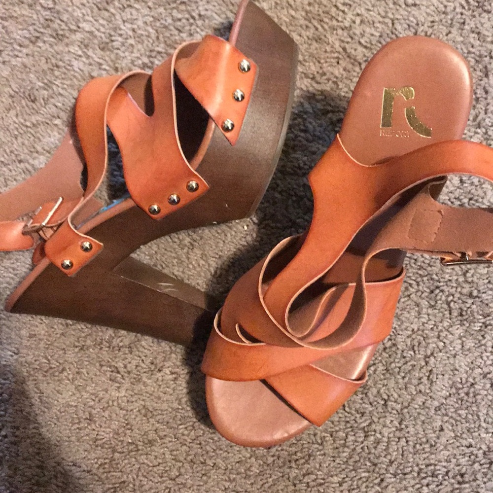 Report wedges